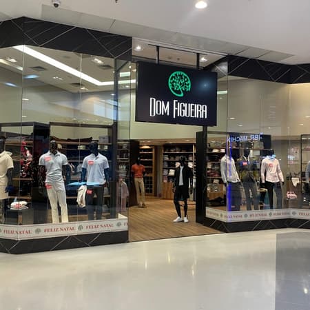 Imagem de interna da loja dom figueira