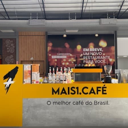 Logo da loja mais 1 café